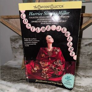 Costume Jewelry Identification and Price Guide Book